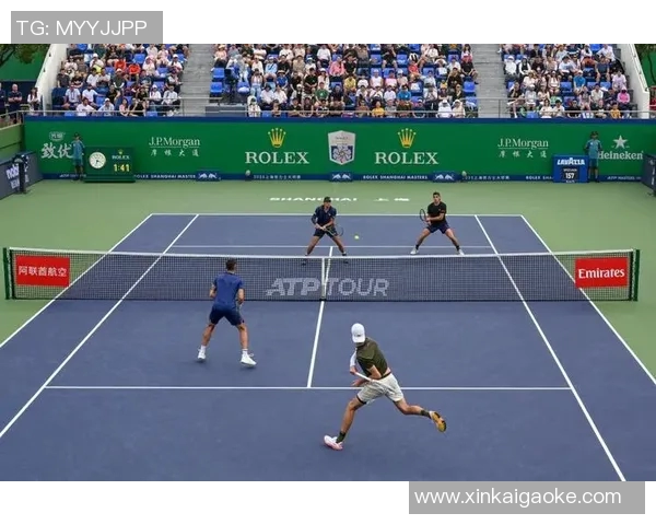 上海网球队技术揭秘：从基础训练到战术运用的全景探索